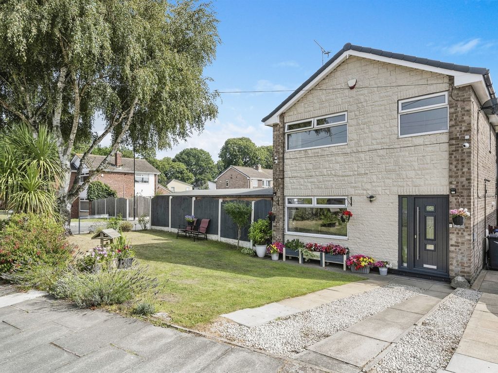 4 bed detached house for sale in Cantley Manor Avenue, Cantley