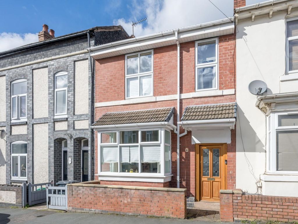 4 bed property for sale in Philip Street, Coseley, Bilston WV14 Zoopla
