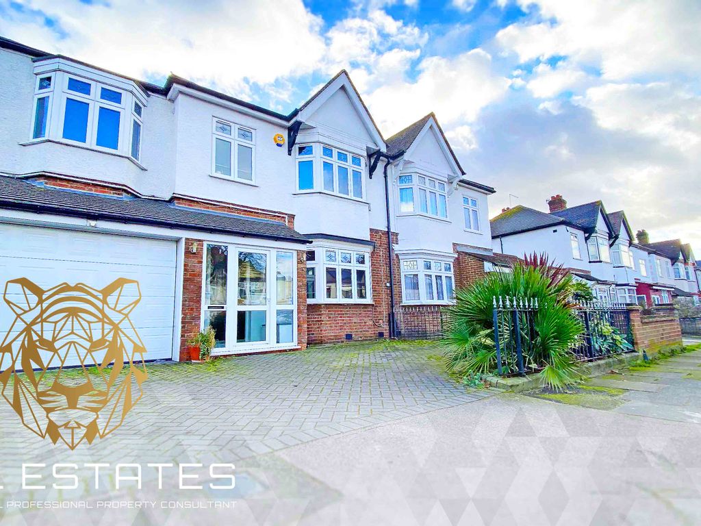 4 bed semidetached house to rent in Crantock Road, London SE6 Zoopla