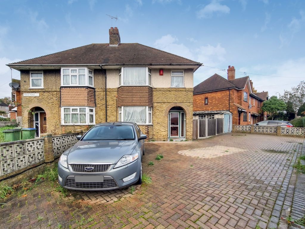 3 bed semidetached house for sale in Flaxton Road, London SE18 Zoopla