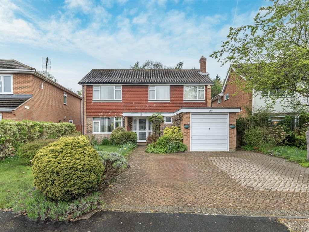 4 bed detached house for sale in Acacia Drive, Woodham, Addlestone KT15