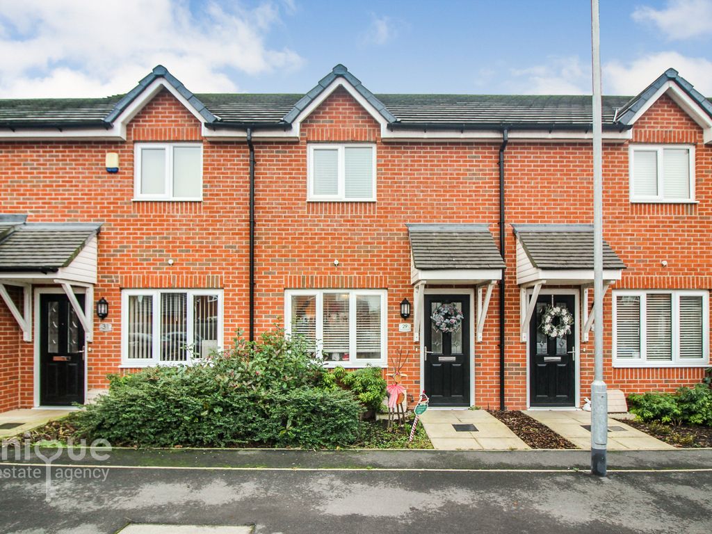 2 bed terraced house for sale in Pasture Close, Blackpool FY4 Zoopla