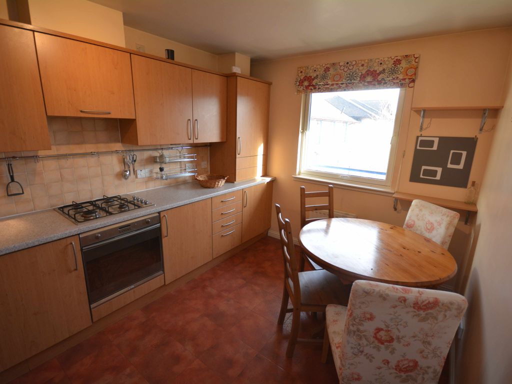 3 bed flat to rent in Park, Inverness IV3 Zoopla