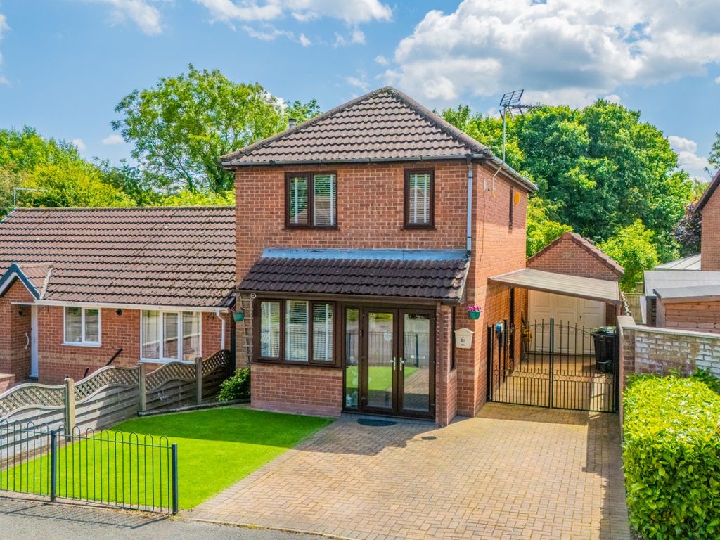 3 bed detached house for sale in Bramble Way, Kilburn, Belper DE56, £