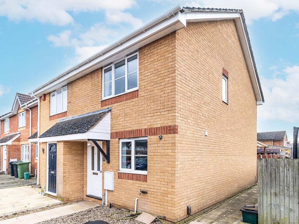 2 bed semidetached house for sale in Pemberley Close, West Ewell