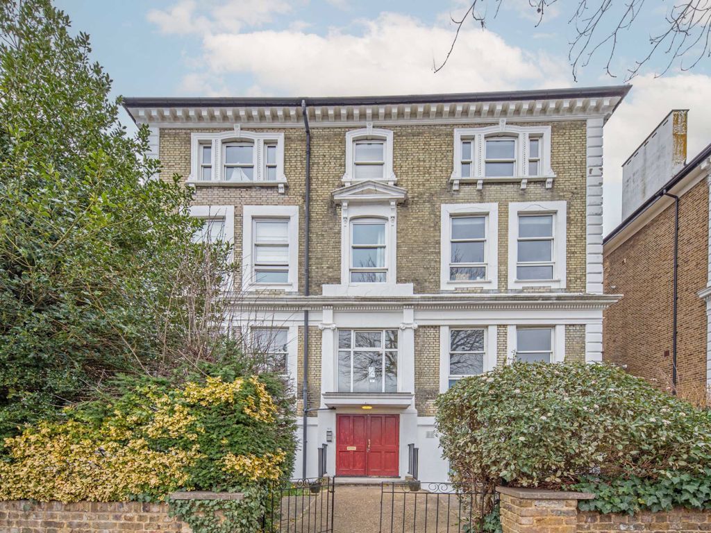 1 bed flat for sale in Avenue Elmers, Surbiton KT6 Zoopla