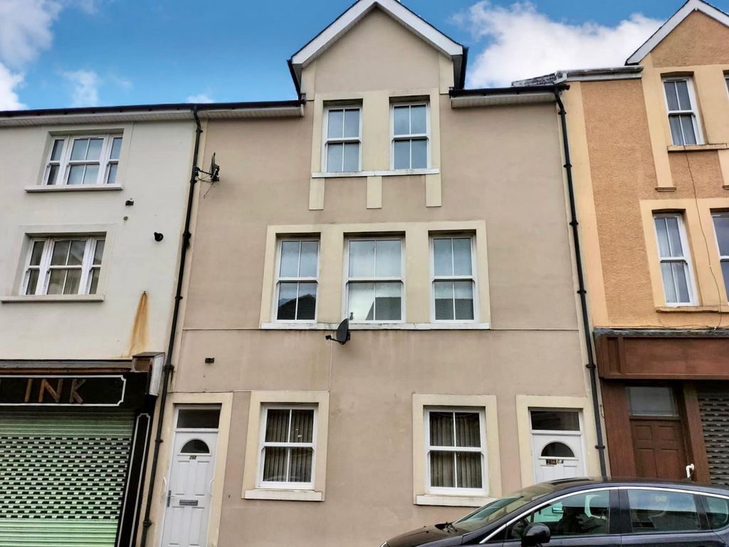 2 bed property to rent in Church Street, Ebbw Vale, Blaenau Gwent NP23