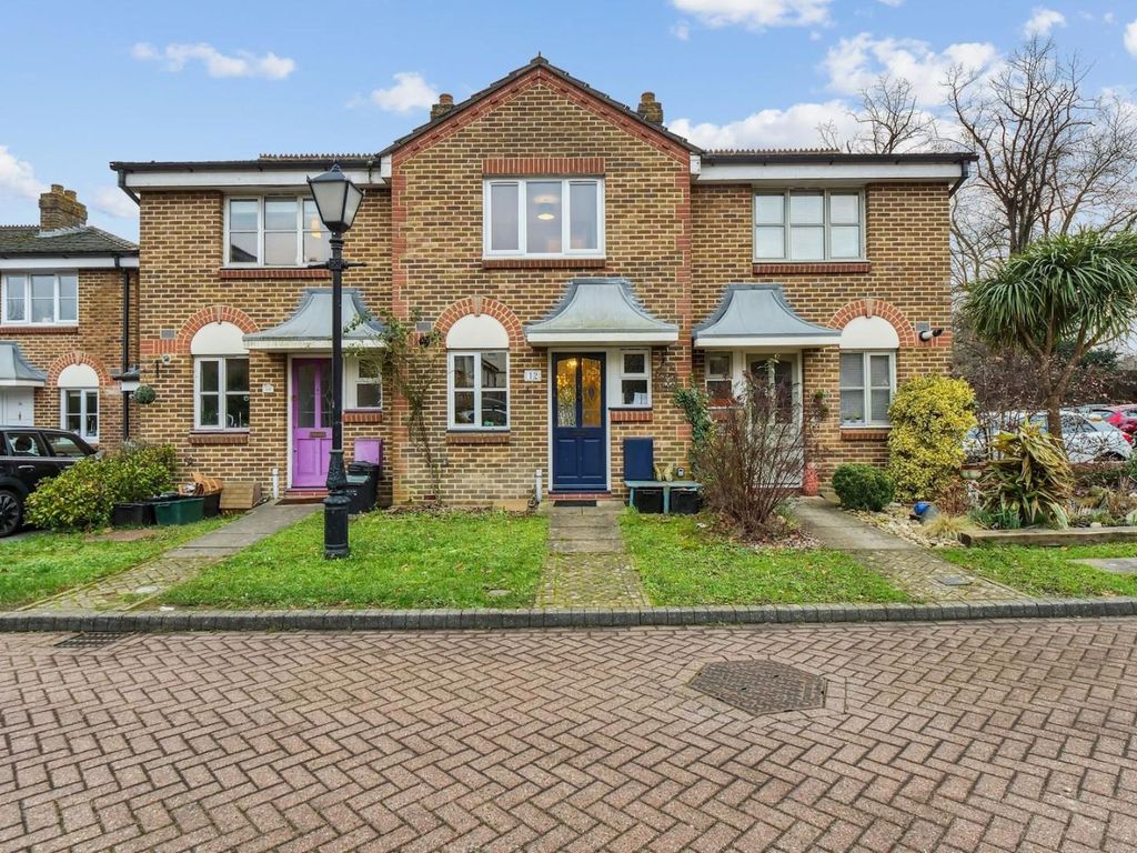 2 bed property for sale in Parkside Close, Penge, London SE20 Zoopla