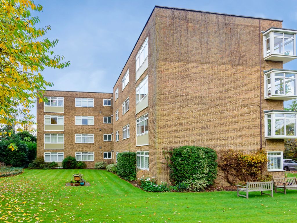Buckingham Close, Guildford, Surrey GU1  