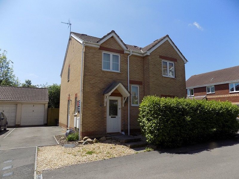 Room to rent in Hill Court, Bridgend CF31 Zoopla