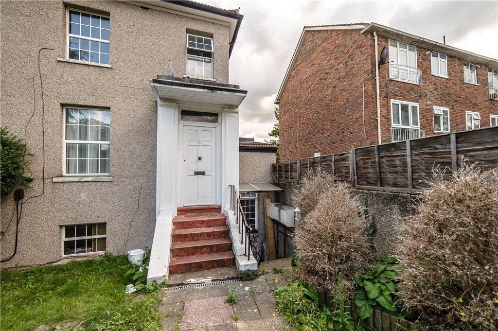 2 bed flat to rent in Upper Tulse Hill, London SW2 Zoopla