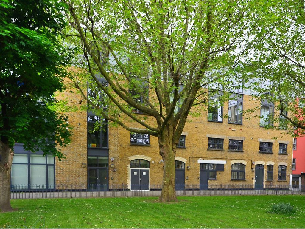 Cluny Place, Borough, London SE1  