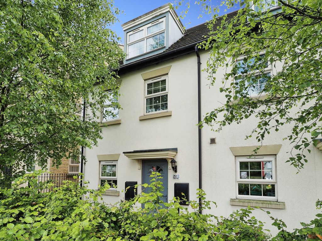 3 bed semidetached house for sale in Barnsley Road, Wombwell, Barnsley