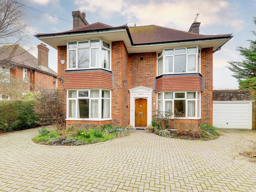 4 bed detached house for sale in First Avenue, Broadwater, Worthing