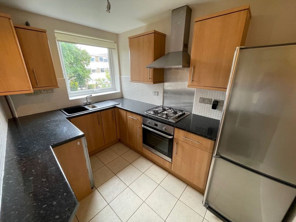 1 bed property to rent in Stanwell Road, Ashford TW15 Zoopla
