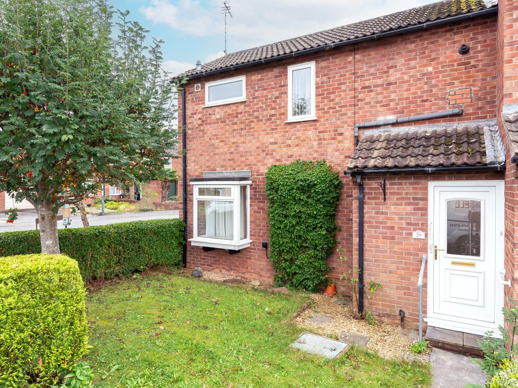 2 bed end terrace house for sale in Sandringham Road, Stoke Gifford