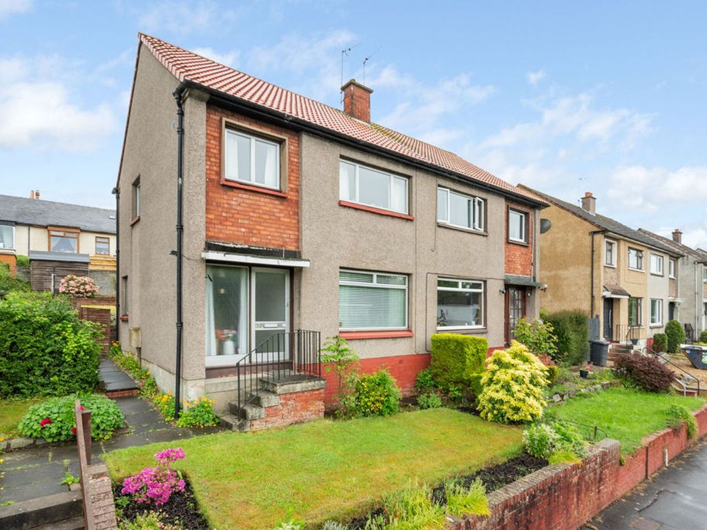 3 bed property for sale in Linburn Grove, Dunfermline KY11, £164,995