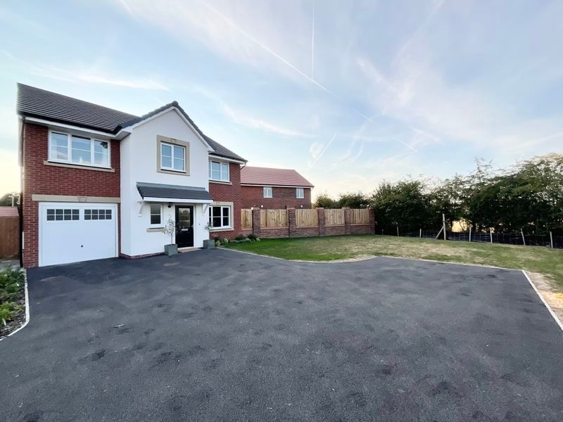 5 bed detached house for sale in Heald Way, Willaston, Cheshire CW5
