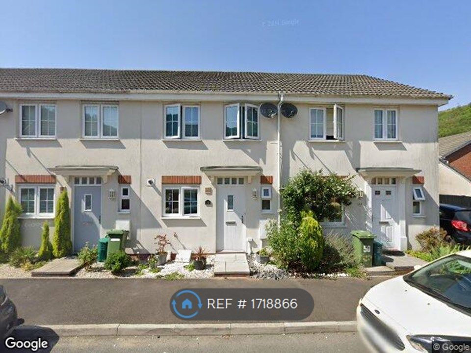 2 bed terraced house to rent in Maes Y Ffynnon, Ynysboeth, Mountain Ash