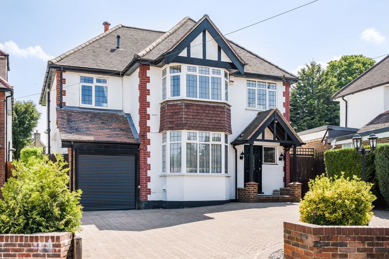 5 bed detached house for sale in Stoneyfield Road, Coulsdon CR5 Zoopla