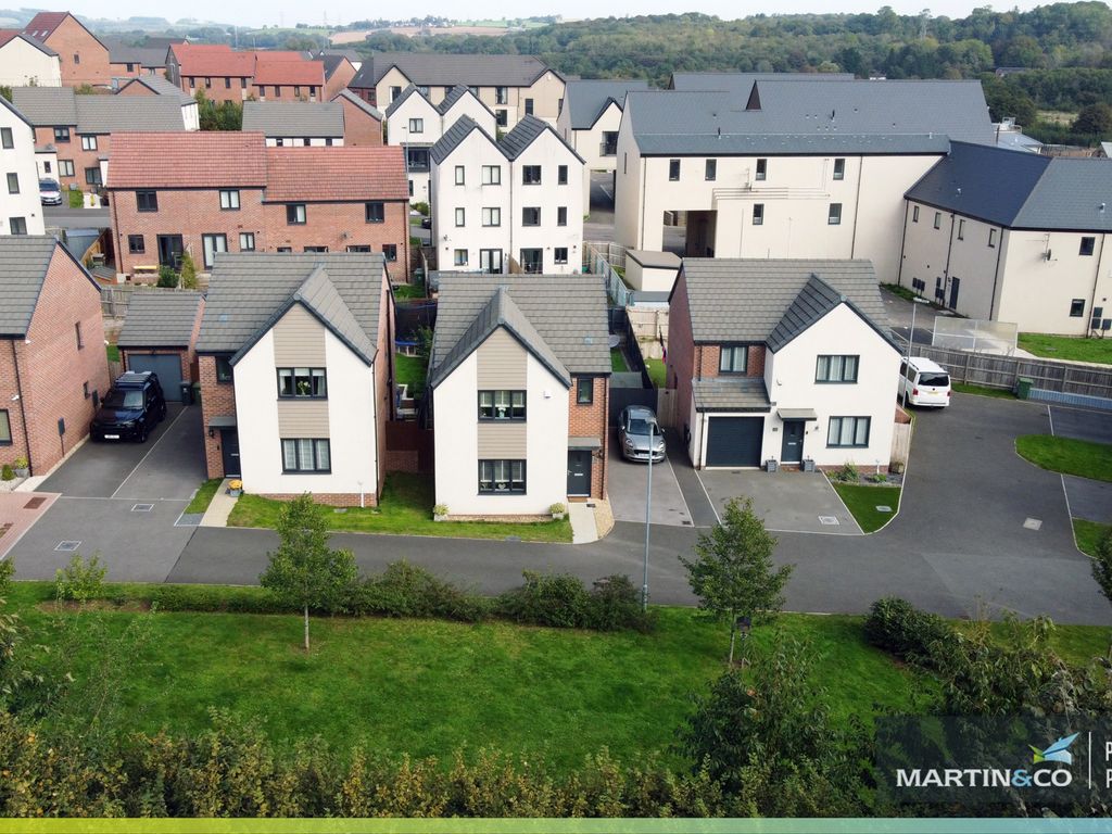 3 bed detached house for sale in Heol Booths, Old St. Mellons, Cardiff