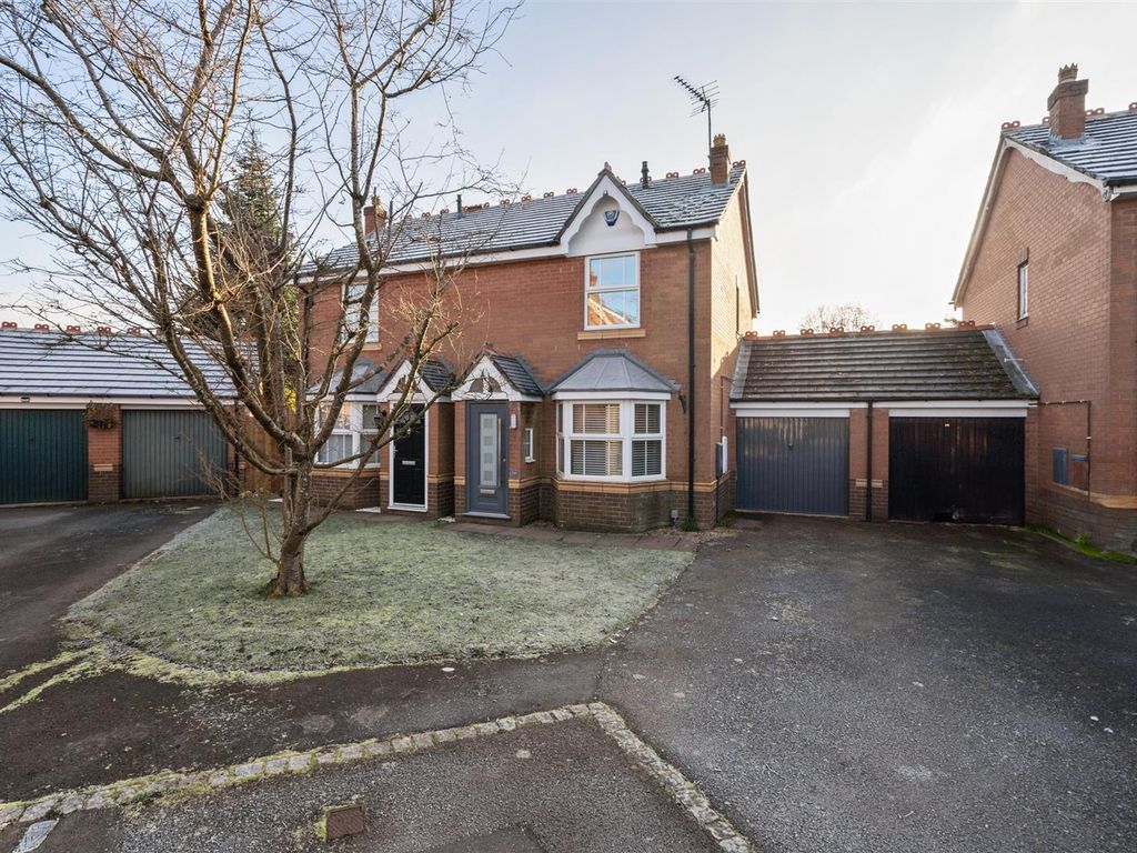 3 bed semidetached house to rent in Chivington Close, Shirley, Solihull B90, £1,350 pcm Zoopla