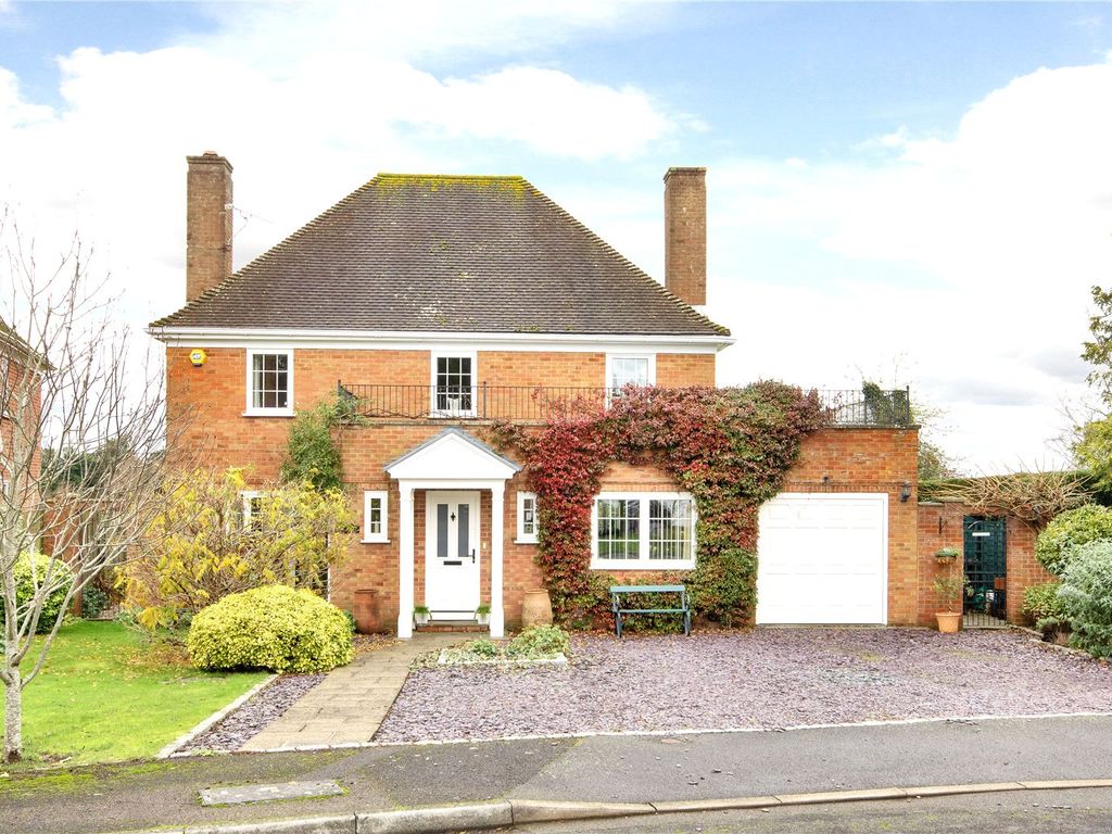 3 bed detached house for sale in Westwell Court, Tenterden, Kent TN30