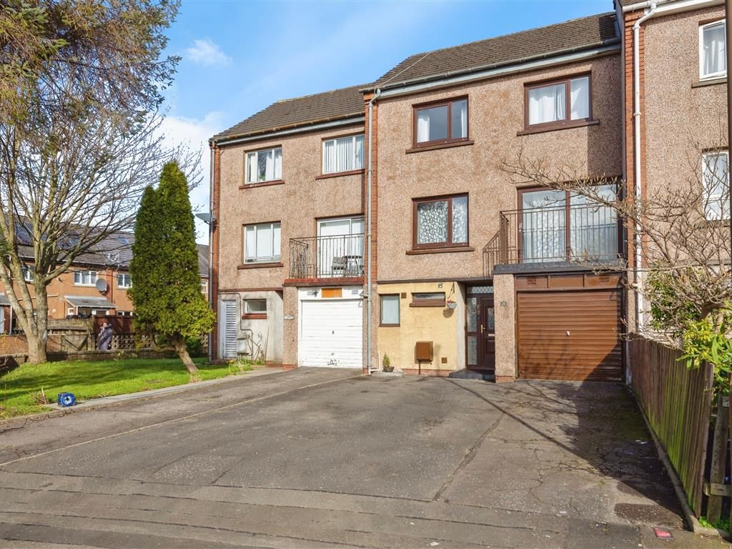 4 bed town house for sale in Achray Drive, Stirling FK9, £147,500 Zoopla