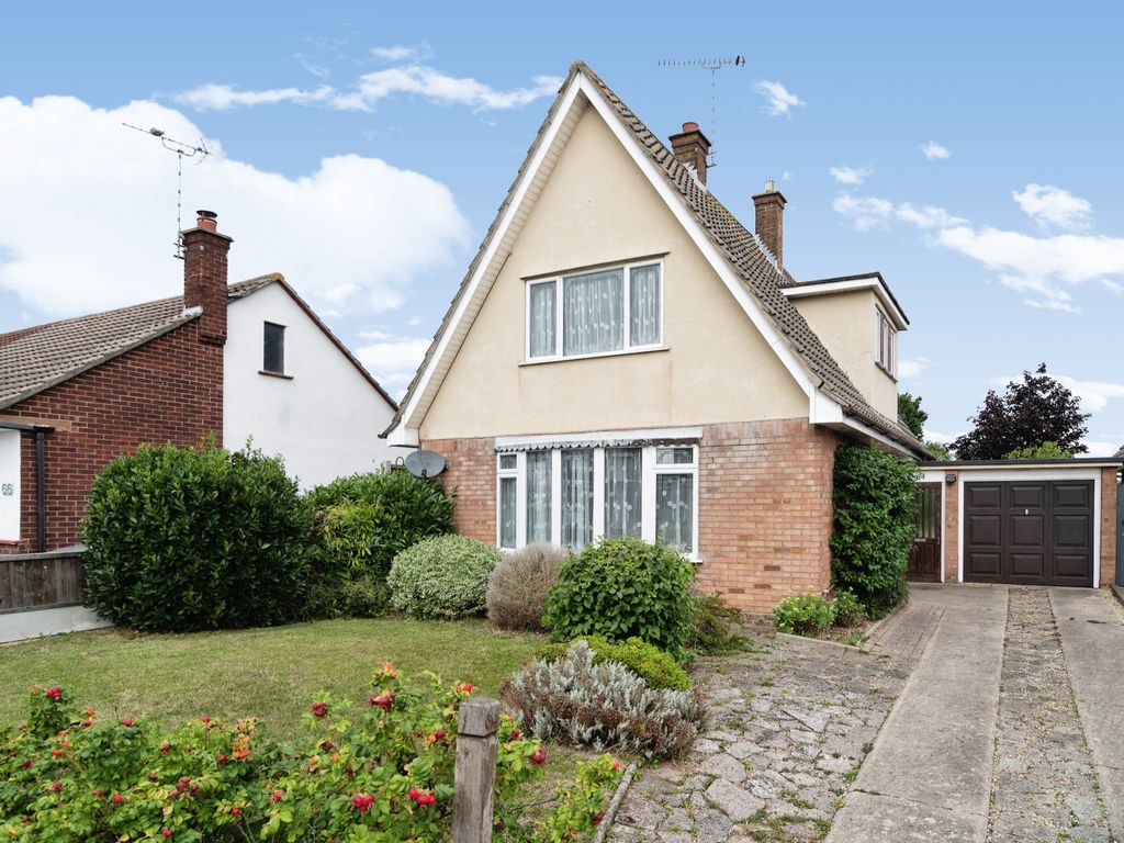 3 bed detached house for sale in Holt Farm Way, Rochford, Essex SS4, £