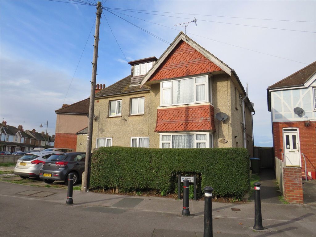 2 bed flat for sale in Gravits Lane, Bognor Regis, West Sussex PO21