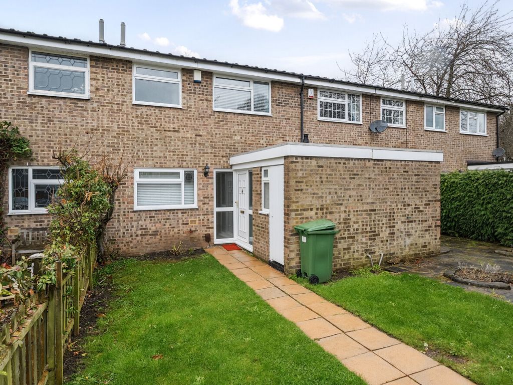 3 bed terraced house to rent in Cowden Road, Orpington BR6, £2,000 pcm