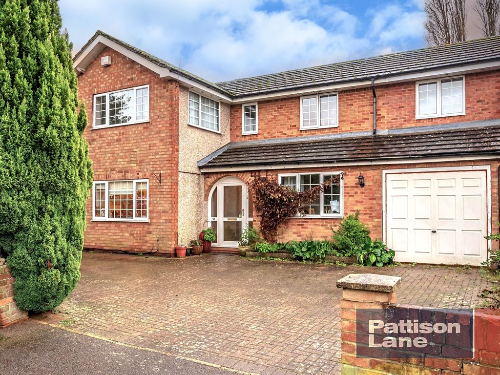 4 bed detached house for sale in Windermere Road, Kettering NN16, £