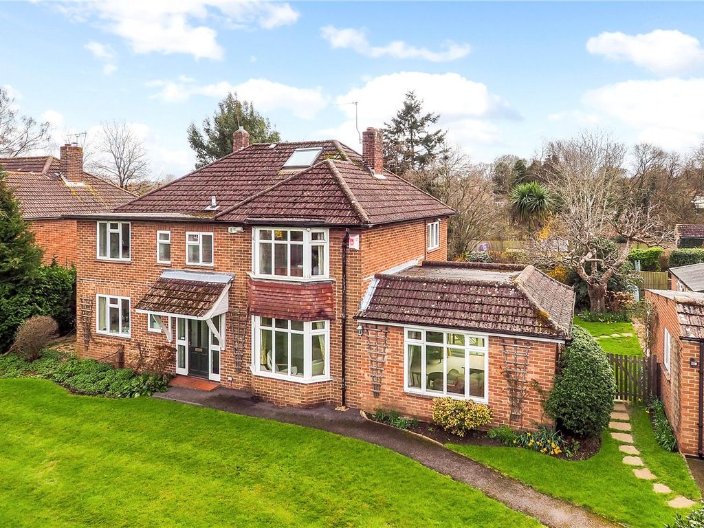 4 bed detached house for sale in Pulens Crescent, Petersfield