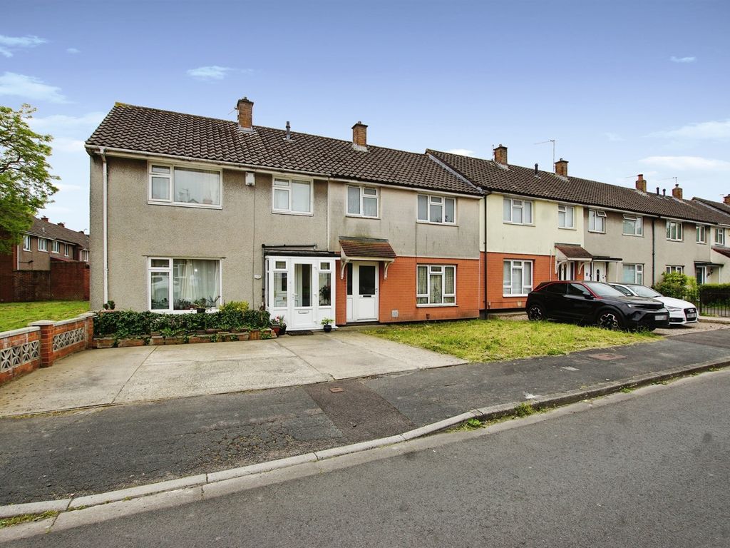 3 bed end terrace house for sale in Blakeney Road, Patchway, Bristol