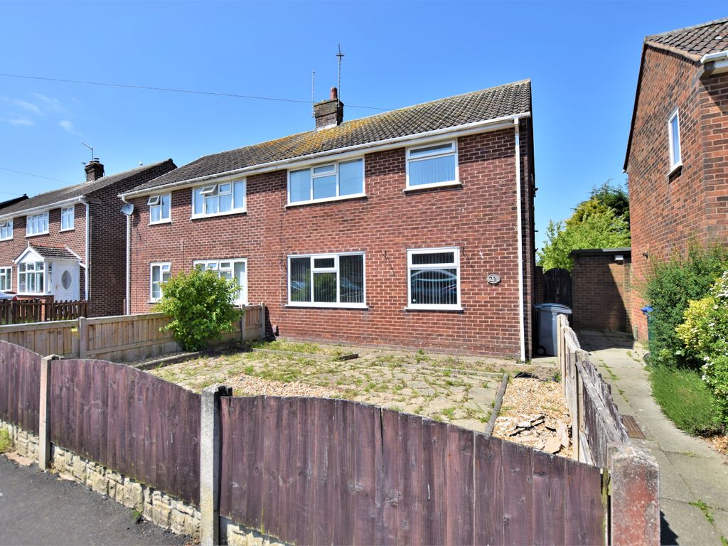 3 bed semidetached house for sale in Marlhill Road, Blackpool FY3 Zoopla