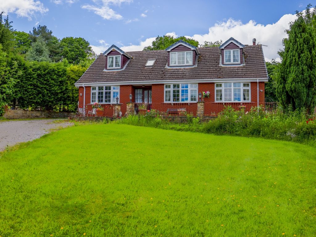 5 bed detached bungalow for sale in Top Road Hardwick Wood, Wingerworth, Chesterfield