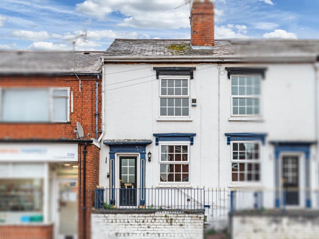 2 bed terraced house to rent in Worcester Street, Stourbridge, West