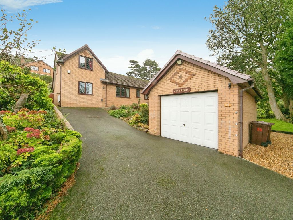 5 bed detached house for sale in Graiglwyd Road, Penmaenmawr, Conwy