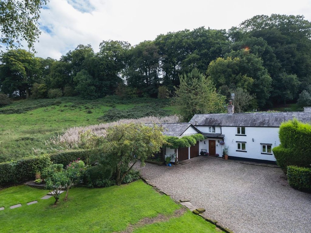 3 bed semidetached house for sale in Luddington Hill, Utkinton