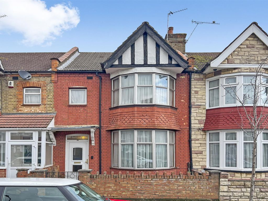 3 bed terraced house for sale in Fernbank Avenue, Sudbury Hill, Harrow HA0 Zoopla