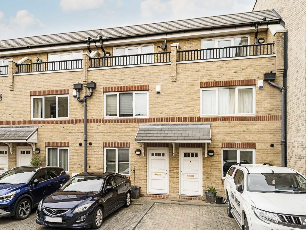 4 bed property for sale in Griffiths Road, London SW19 Zoopla