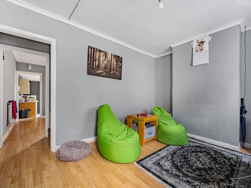 3 bed terraced house for sale in Hartington Street, Chatham ME4, £210,000 Zoopla