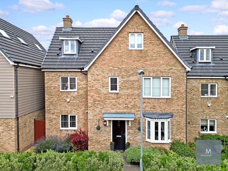 5 bed detached house for sale in Woodland Road, Chigwell IG7 Zoopla