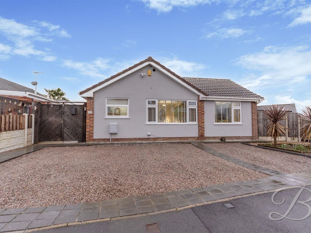 3 bed detached bungalow for sale in Worcester Avenue, Mansfield Woodhouse, Mansfield NG19, £