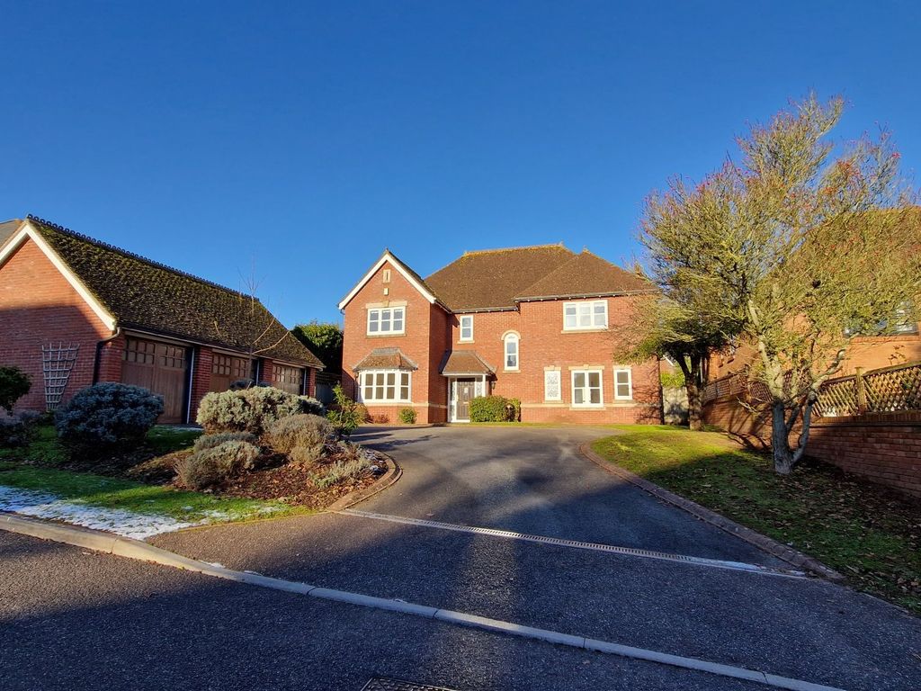 5 bed detached house to rent in Lethbridge Park, Lydeard, Taunton TA4 Zoopla