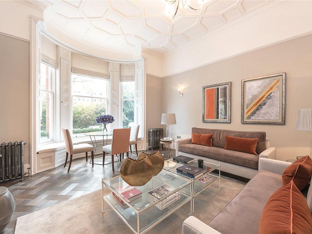Lennox Gardens, Knightsbridge, London SW1X  