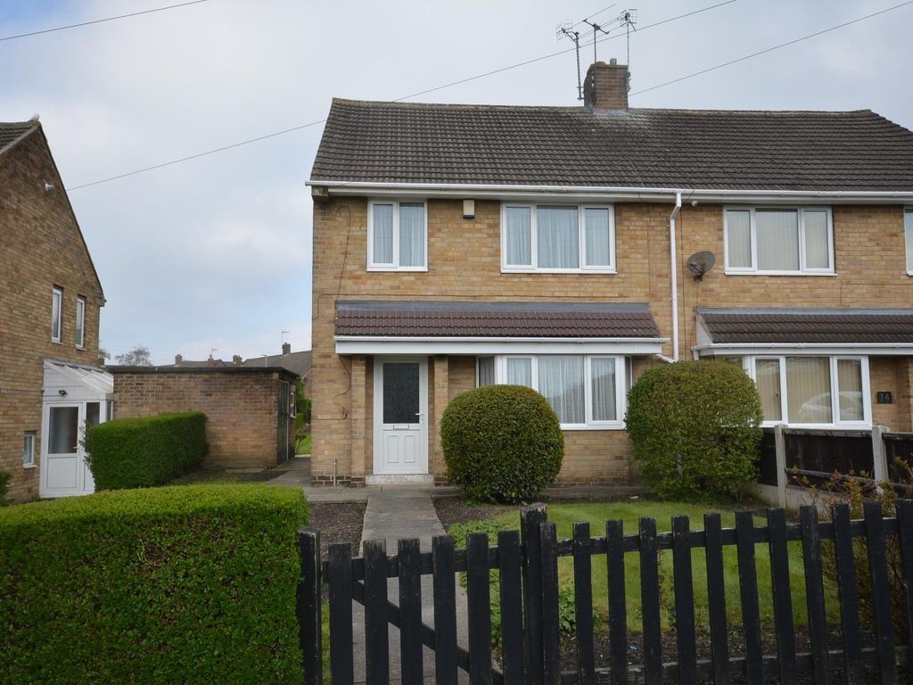 3 bed semidetached house for sale in Middlecroft Road South, Staveley
