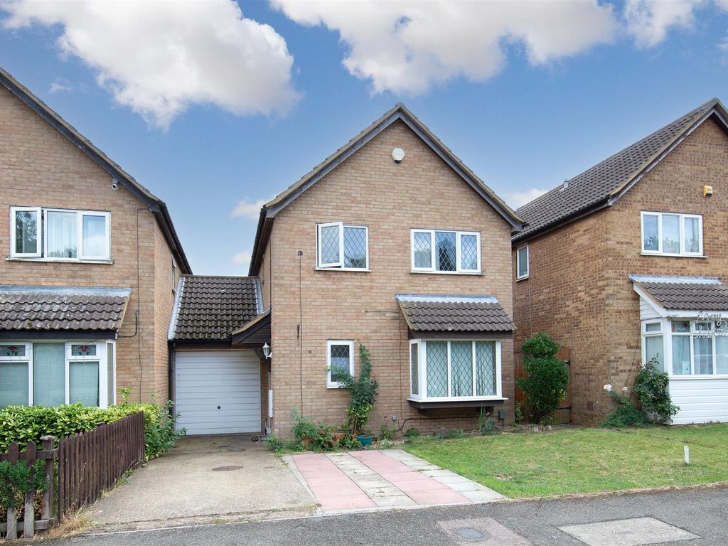 Kestrel Way, Luton, Bedfordshire LU4  