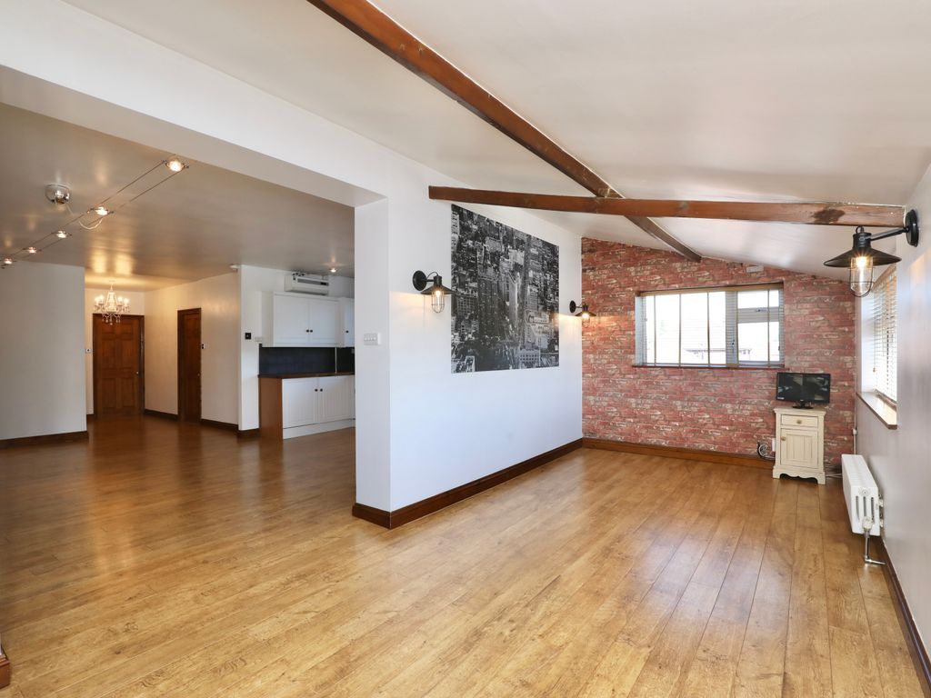 3 bed flat for sale in Chesterfield Road North, Mansfield NG19 Zoopla