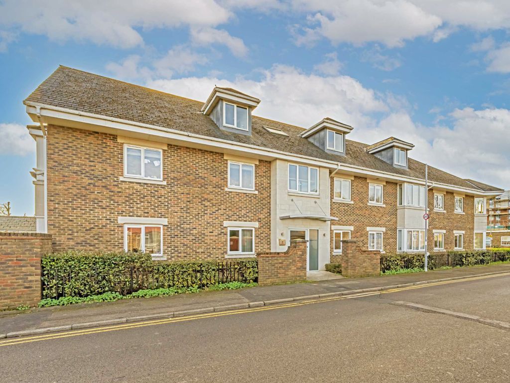 2 bed flat for sale in Britannia Road, Surbiton KT5 Zoopla